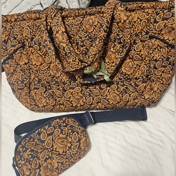Vera Bradley Bag Set - Picture 2 of 13